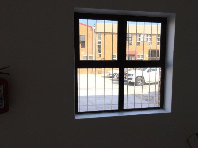 To Let commercial Property for Rent in Montague Gardens Western Cape